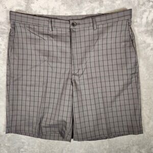 Haggar Shorts Mens 40X9 Gray Plaid Polyester Slash Pockets Flat Front Zip Fly